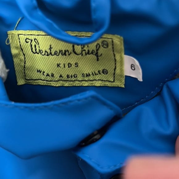 Batman raincoat - Picture 2 of 3